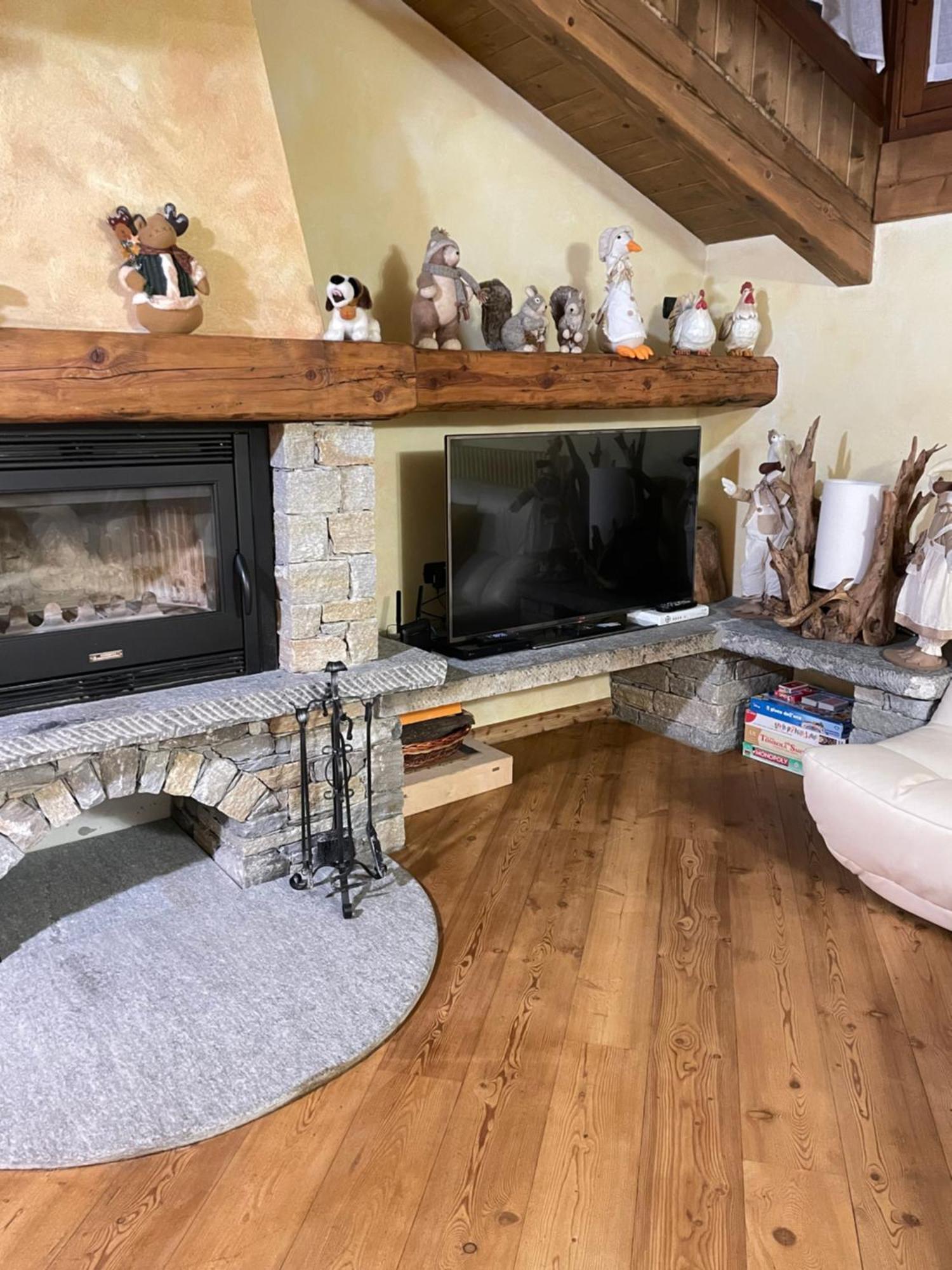Miramountains Apartman La Thuile Kültér fotó